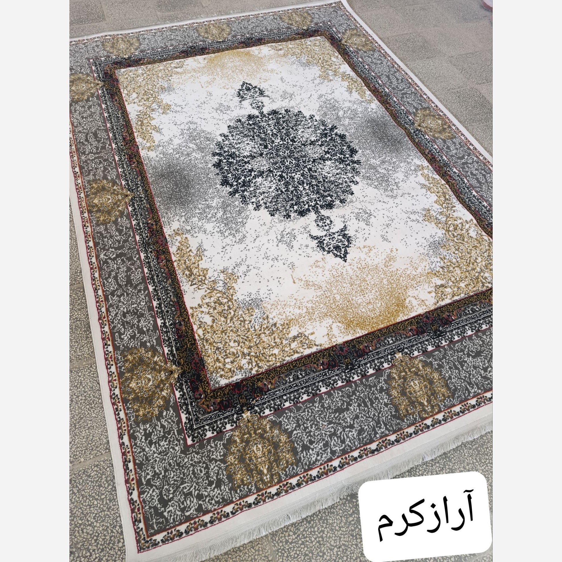 فرش ماشینی طرح700شانه مناسب جهیزیه(پس کرایه)