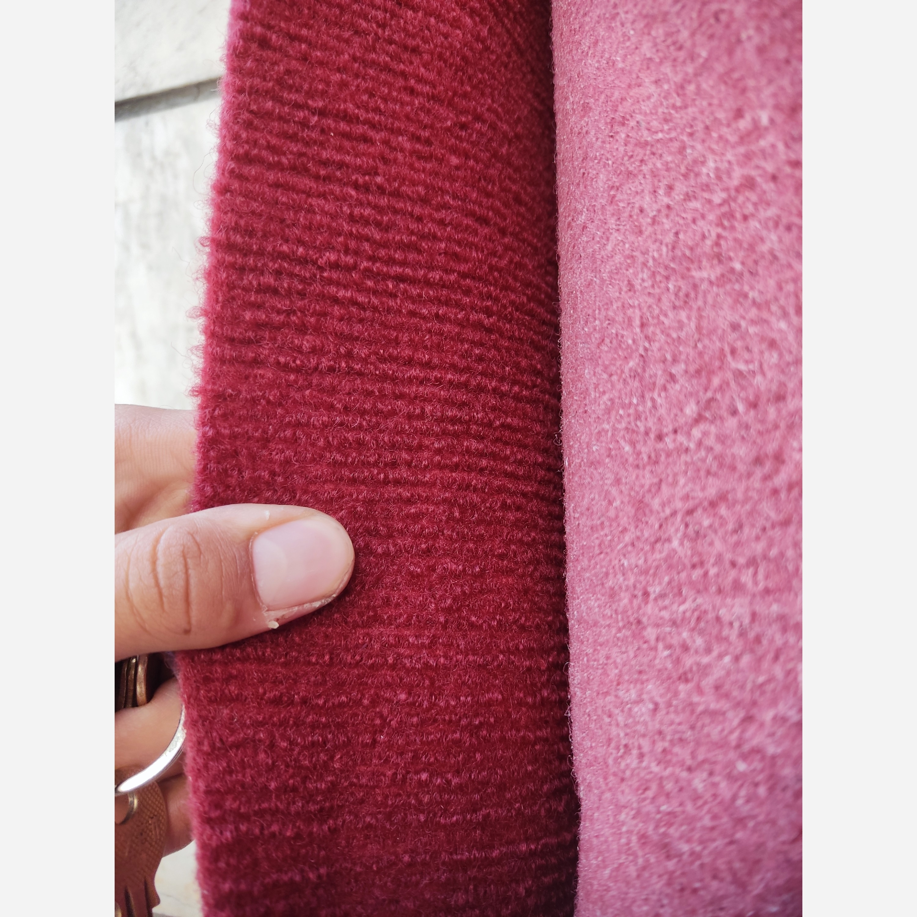 موکت کبریتی زرشکی حراجی هرمترمربع 330ت(پس کرایه)