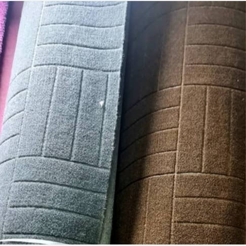موکت اجری زرشکی حراجی مترمربع 360ت (پس کرایه)