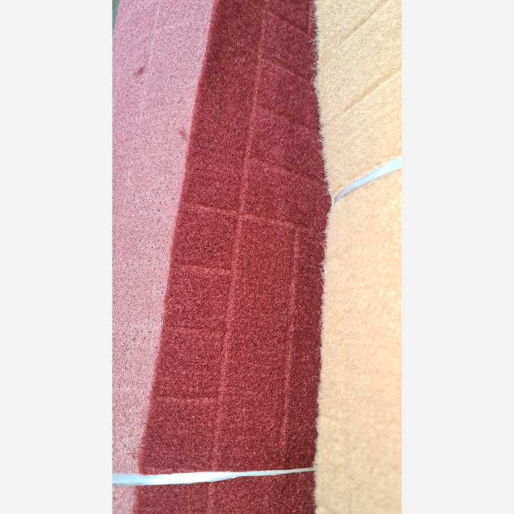 موکت اجری زرشکی حراجی مترمربع 360ت (پس کرایه)